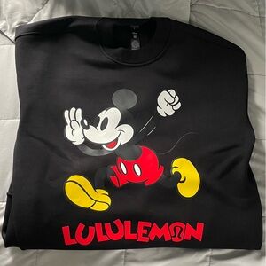 ***NWT*** DISNEY x LULULEMON Heavyweight Fleece Oversized Pullover - Unisex S